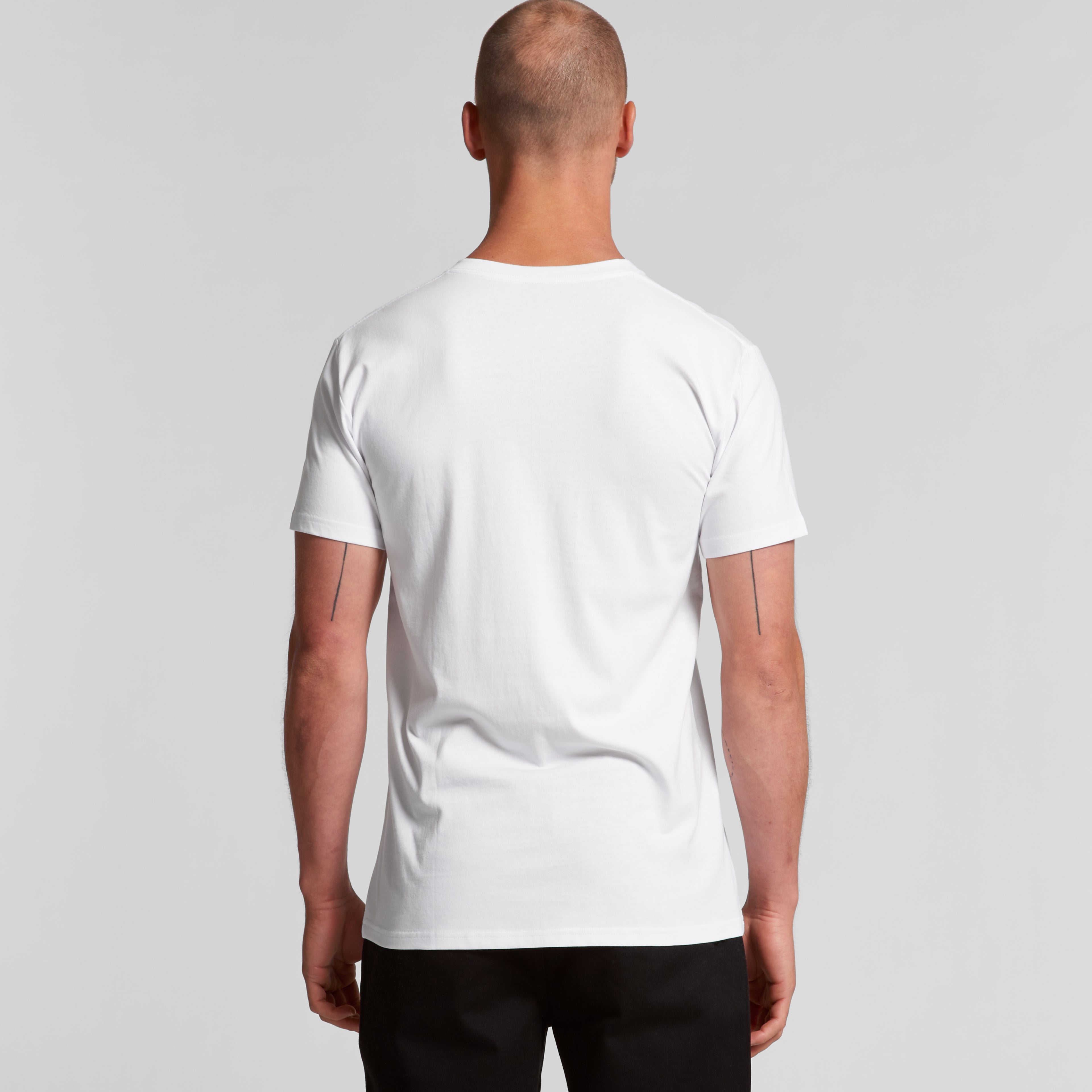 5001V STAPLE V NECK