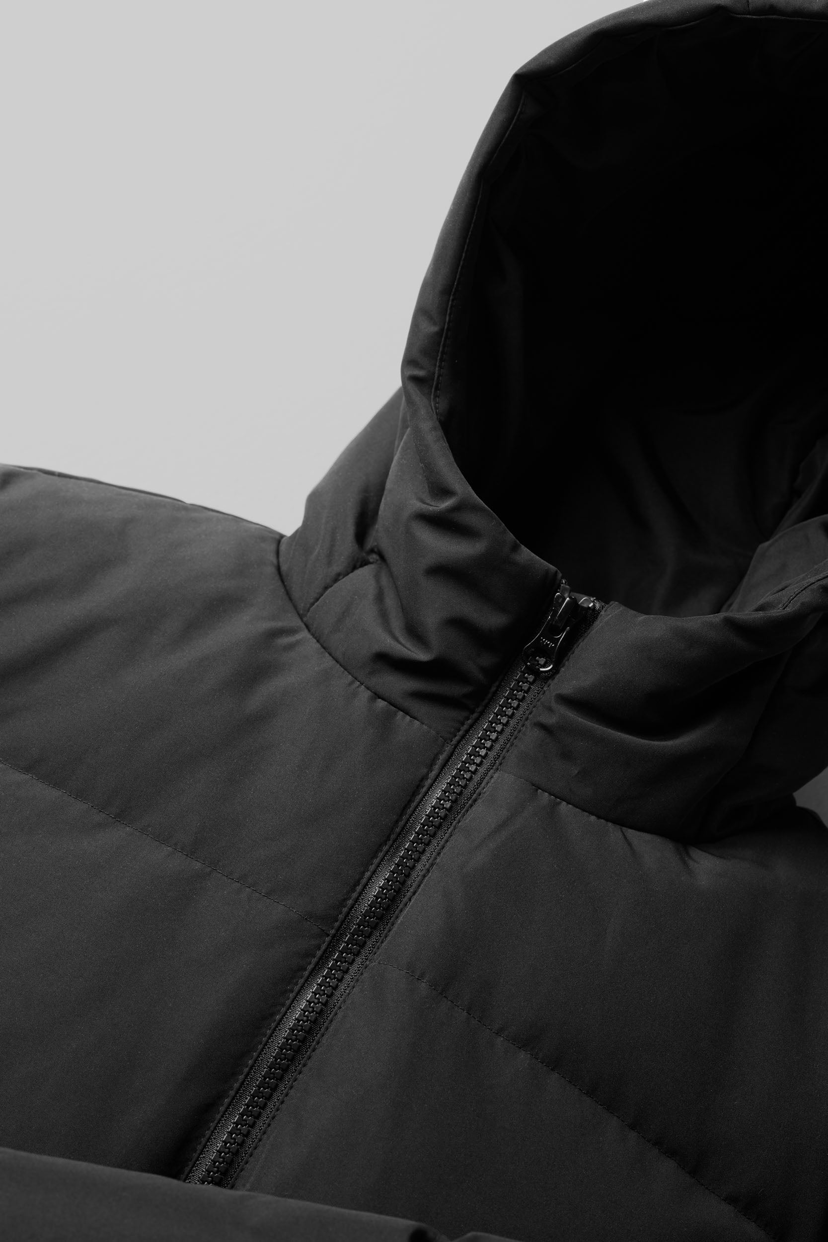 5590 HOODED PUFFER JACKET