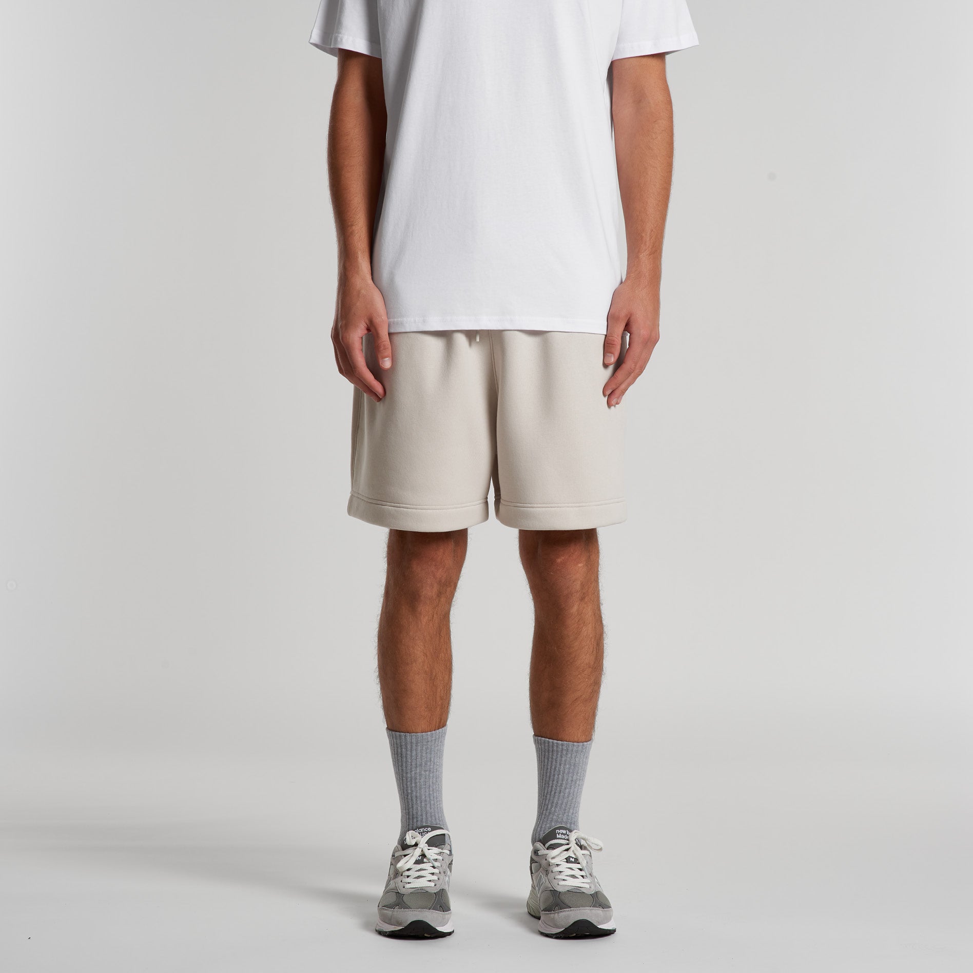 5933 RELAX TRACK SHORTS