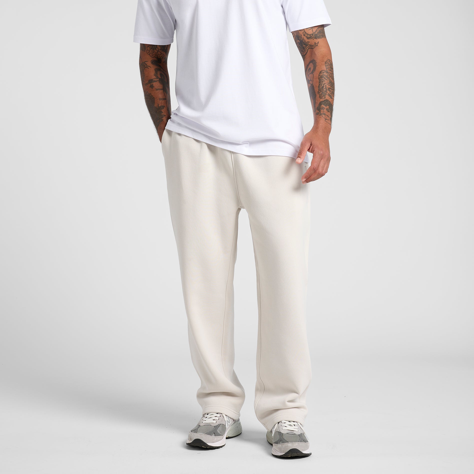5942 RELAX CUFFLESS TRACKPANTS