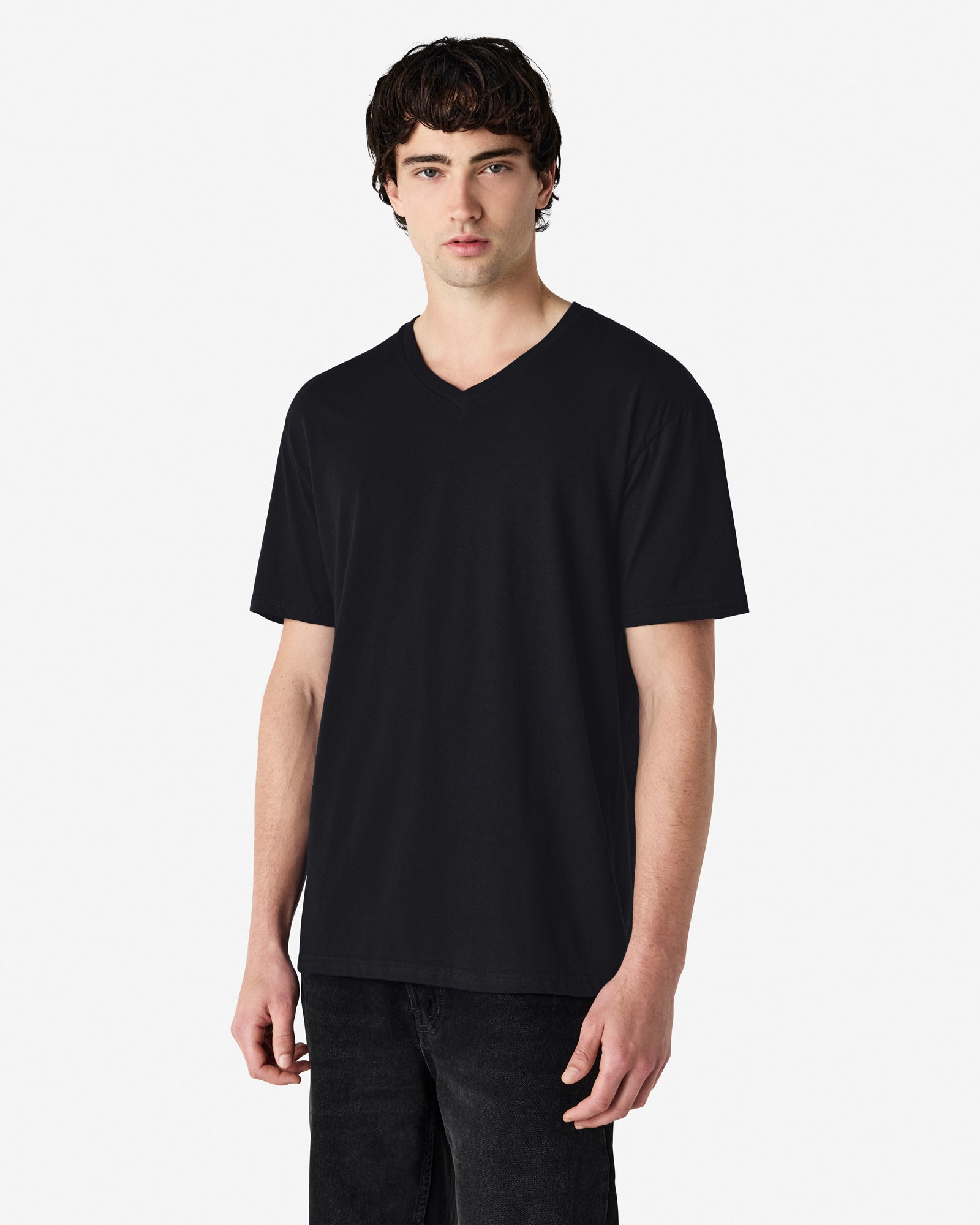 64V00 Gildan Softstyle Adult V-Neck T-Shirt